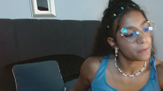 Snapshot of SashaBowei chatting on October 5, 2:38 am SashaBowei online show from October 5, 2:38 am