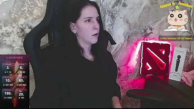 Irwi Tomboy online show from March 12, 8:33 pm