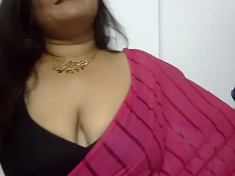 aarohee9 online show from April 7, 6:37 am