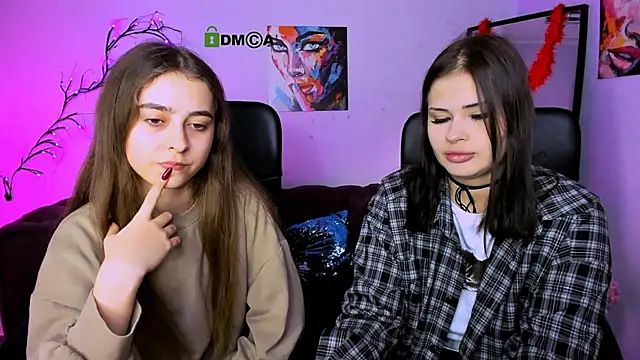 rebecca smile online show from December 17, 8:13 pm