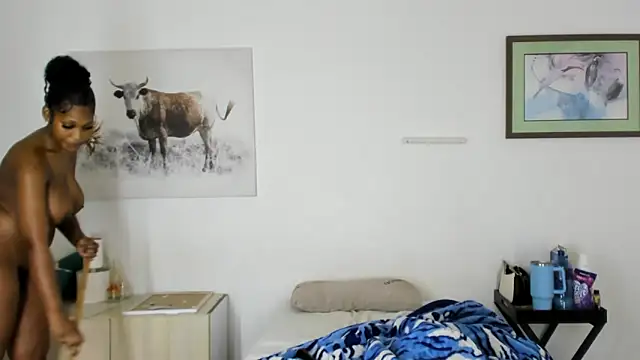 ConnieSmall24 online show from March 19, 10:14 pm