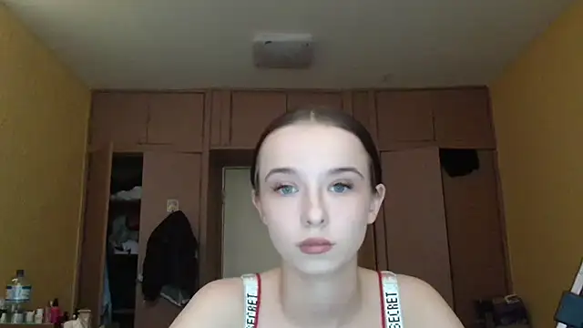 Emilia Light online show from May 7, 10:19 am