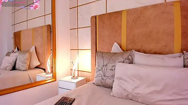 NaylaGrey online show from November 21, 12:40 pm