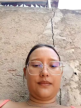 young dairy01 online show from November 3, 6:45 pm