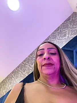 Angelina Roa online show from March 14, 1:56 pm