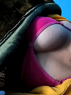 khushbuDarchut71 online show from November 23, 5:47 pm