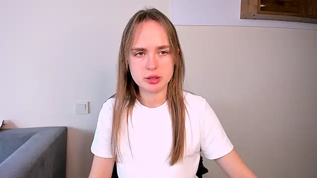 LilMary  online show from March 24, 7:47 am