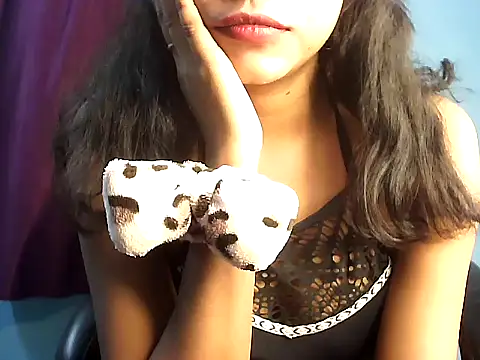 PAYARI PURVI online show from October 7, 5:17 pm