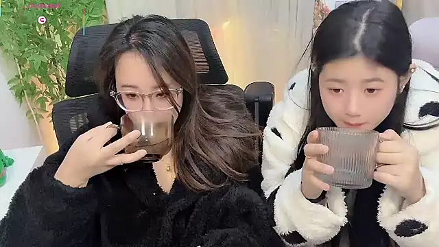 NEWONETO online show from January 9, 9:30 pm