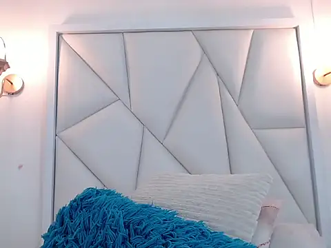 Samiwilliams online show from October 13, 7:27 pm