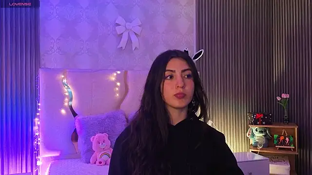 Ixchel tay online show from April 2, 4:10 am