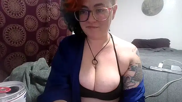 daniak90 online show from November 6, 5:24 am