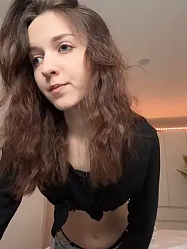 Snapshot of monnymoon chatting on October 12, 9:12 am monnymoon online show from October 12, 9:12 am