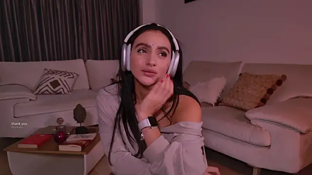 Snapshot of Milana_De chatting on October 7, 11:31 pm Milana De online show from October 7, 11:31 pm