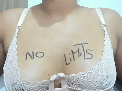 Valentinahot7 online show from October 22, 6:24 pm