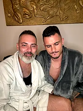 WildFlame2525 online show from October 22, 5:07 pm