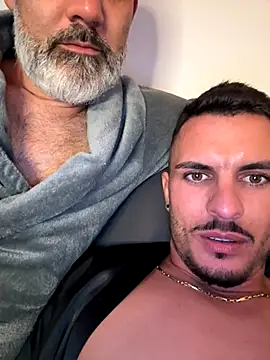 WildFlame2525 online show from October 18, 9:05 pm