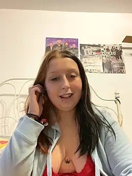 Snapshot of SweetieLina chatting on October 5, 5:07 pm SweetieLina online show from October 5, 5:07 pm