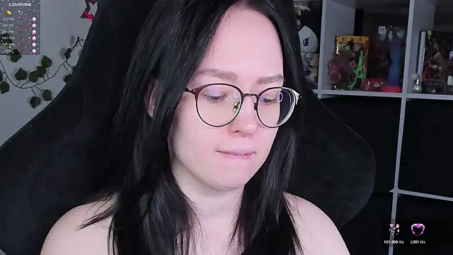 power robynn online show from October 17, 4:32 pm