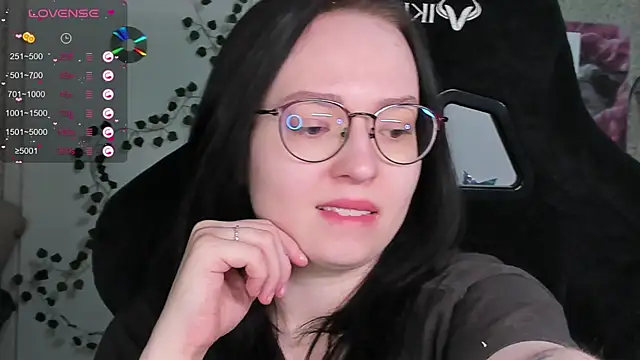 power robynn online show from March 10, 10:08 am