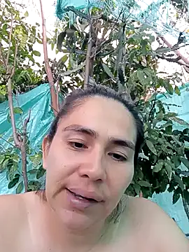 Snapshot of single-mother-indecent- chatting on October 17, 11:13 am single-mother-indecent- online show from October 17, 11:13 am