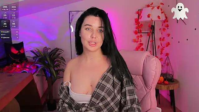 Snapshot of Black___Barbie chatting on November 1, 1:59 pm Black Barbie online show from November 1, 1:59 pm