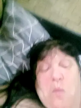 Apeesynka55211 online show from April 12, 6:11 pm