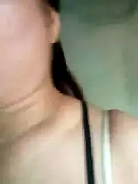 Snapshot of meomeo-baby chatting on October 5, 9:36 am meomeo-baby online show from October 5, 9:36 am