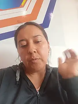 linda swett online show from July 14, 3:28 pm