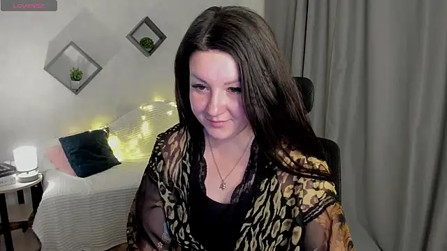 mood  berry online show from October 11, 2:38 am