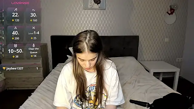 ShellyMoon  online show from October 12, 3:03 pm