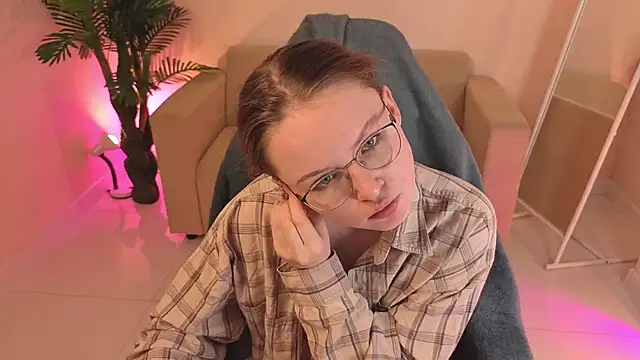 SirenaBlessing online show from October 18, 1:30 am