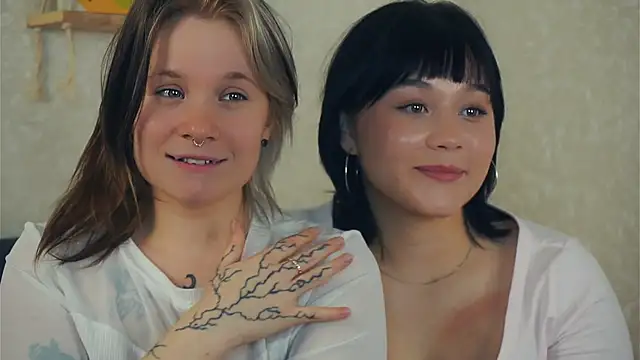 EviaVanveen online show from November 10, 8:42 am