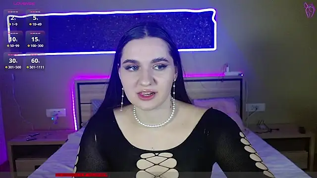 Snapshot of cutieblush chatting on October 7, 10:25 pm cutieblush online show from October 7, 10:25 pm
