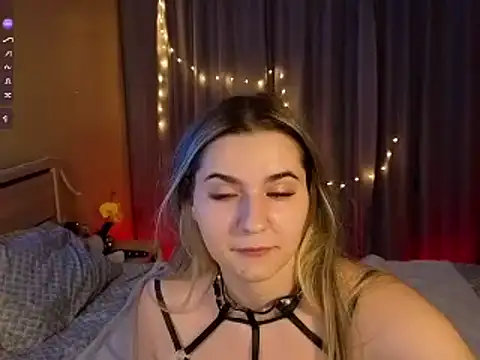 cutieblush online show from November 26, 11:39 pm