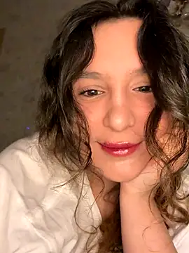 Luisaa rosee online show from November 14, 11:49 pm