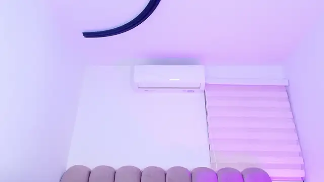 ashly mr online show from February 8, 12:42 pm