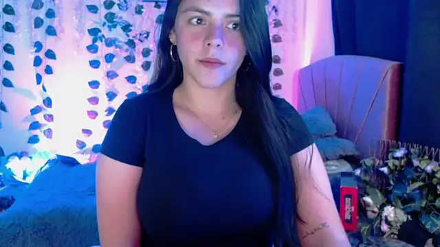 Chloe-laurent03 online show from March 2, 11:32 pm