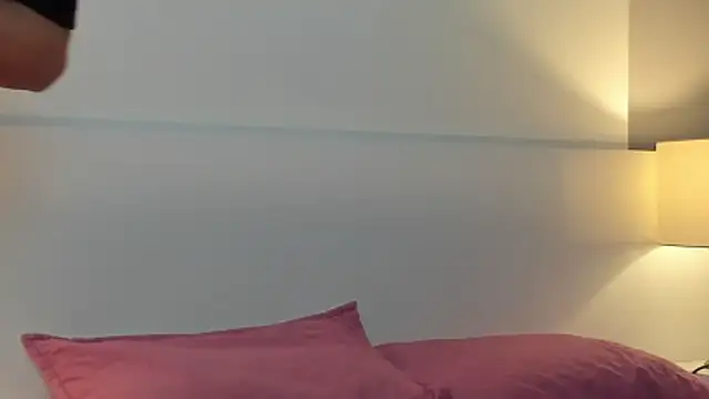 Dylan Katte online show from November 17, 3:07 am