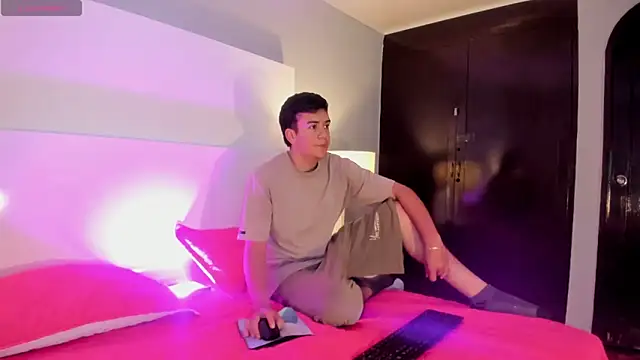 Dylan Katte online show from March 15, 12:23 am