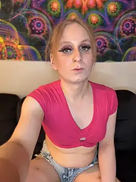 cinderellie online show from March 5, 6:09 am