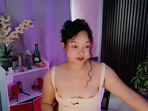 UrFavouriteCravings online show from February 17, 2:55 am