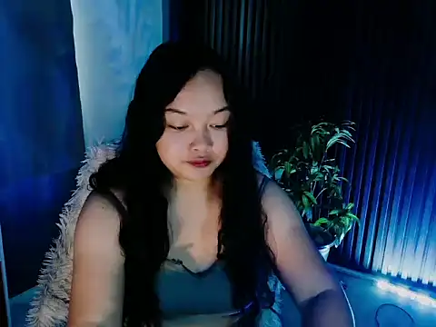 UrFavouriteCravings online show from March 19, 1:43 am