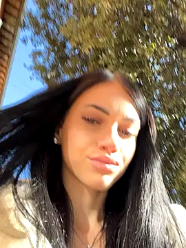 Snapshot of ilariea_girl chatting on October 4, 2:22 pm ilariea girl online show from October 4, 2:22 pm