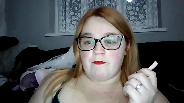 Curvy-AmyX online show from October 8, 9:19 pm