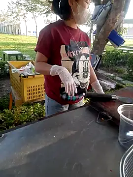 Zun 121 online show from November 24, 9:00 am