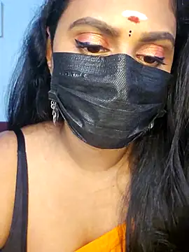 Snapshot of Dheronika_sweetie chatting on October 13, 6:10 pm Dheronika sweetie online show from October 13, 6:10 pm