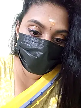 Snapshot of Dheronika_sweetie chatting on October 8, 5:50 pm Dheronika sweetie online show from October 8, 5:50 pm