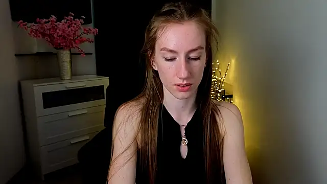 GoldenRose  online show from March 4, 2:45 pm