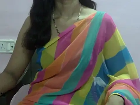 Laila Cute online show from May 17, 3:22 pm